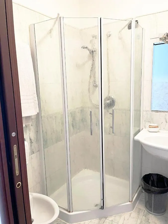 Hotel Molise 2 Milán