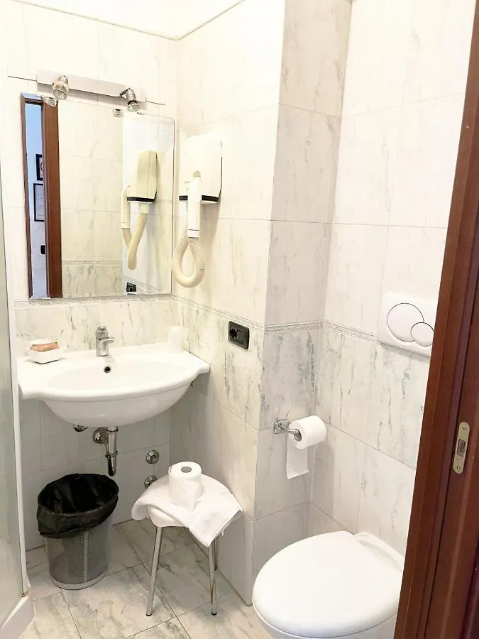 Hotel Molise 2 Milaan 3*,  Italië